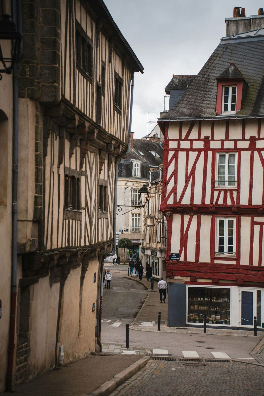 Small group French classes
